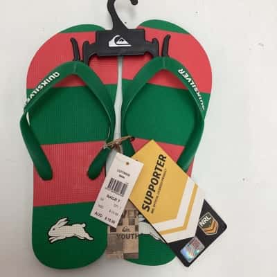 New- Quicksilver Mens  Size 7 Thongs Green / Multicoloured / Red / White 