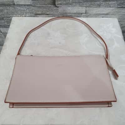 Basque Womens Handbag Peach 
