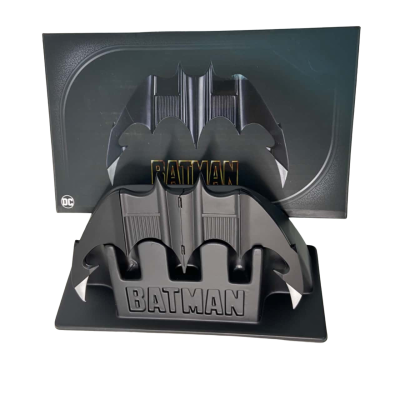 Neca DC Comics ,Batman Batarang Replica with stand. 