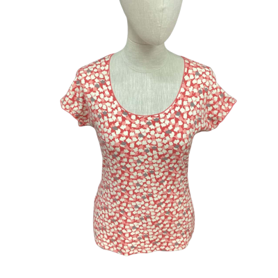 Armani Womens  Size 40 T-shirts Cream / Pink  