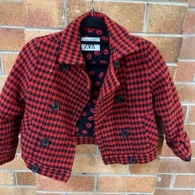 Zara Kids  Size 7 Years Black  / Red Pattern  Jacket 