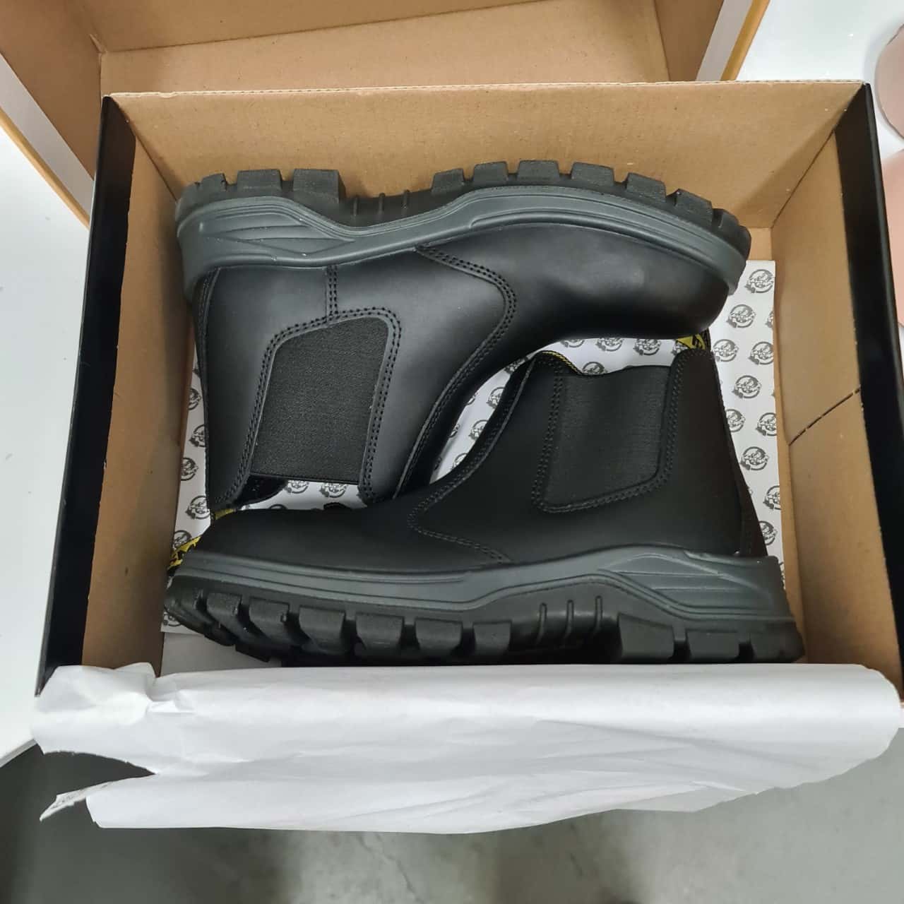 blacksmith safety boots