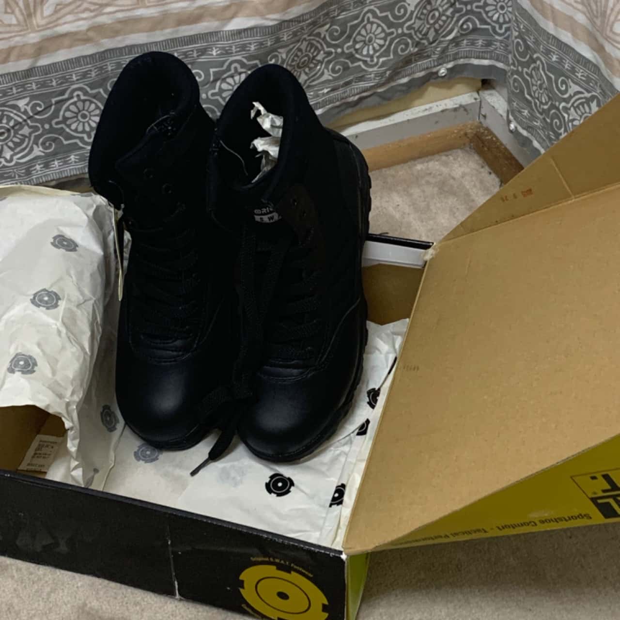 Original S.W.A.T Men's Black Boots Size 8.5 New In Box