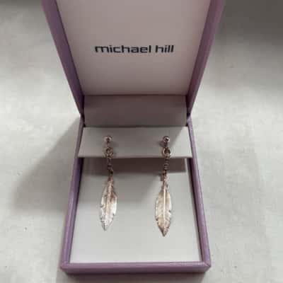  Women’s 925 ITALY Father dangle Earrings
