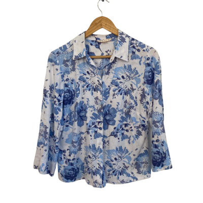 Noni B Womens  Size 12 Button Up Top / Long Sleeve Top Blue / Floral / Navy Blue / White 
