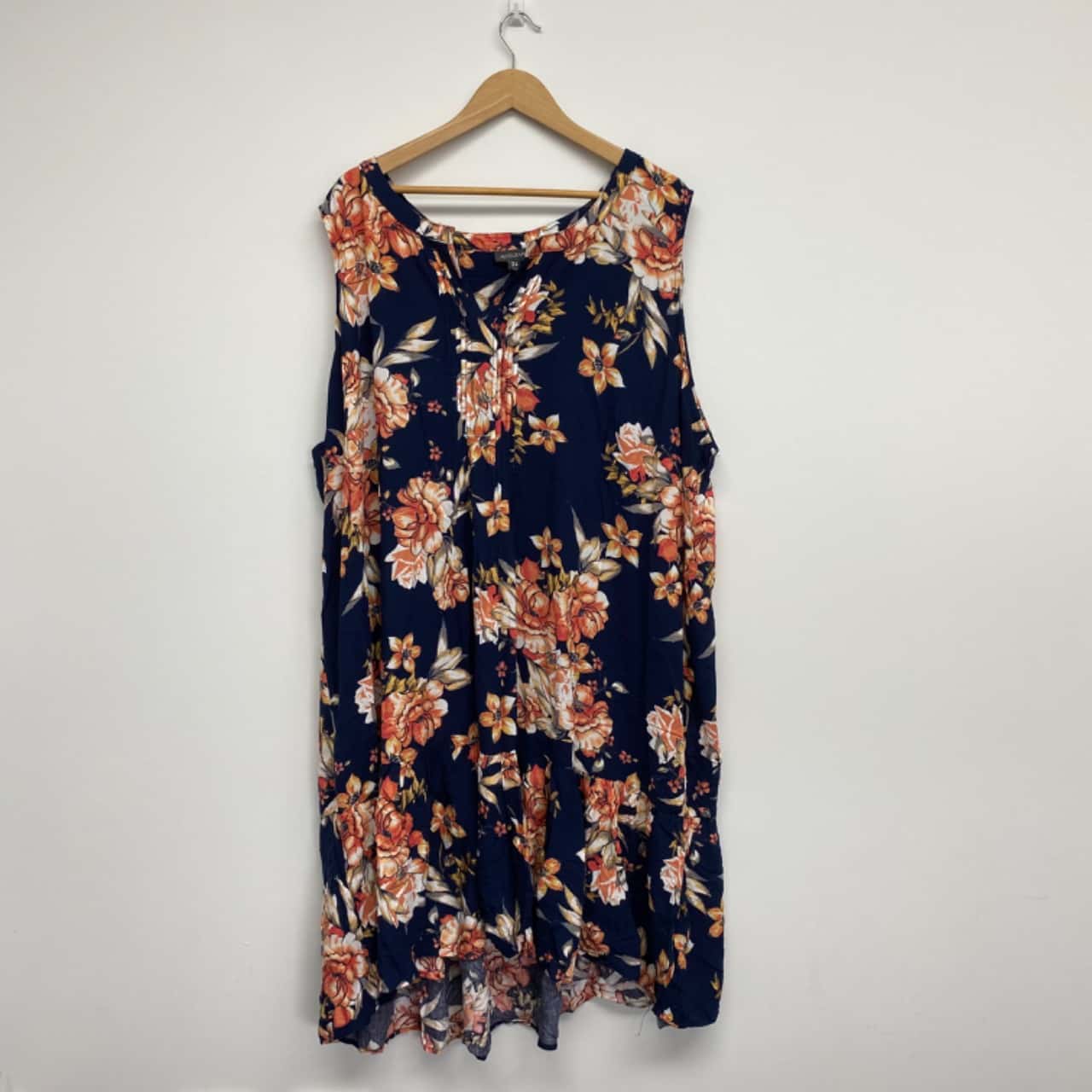 Retro Pastel flower print Sleeveless shift dress . Mlll