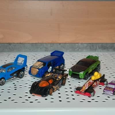 Assorted Hot Wheels Cars