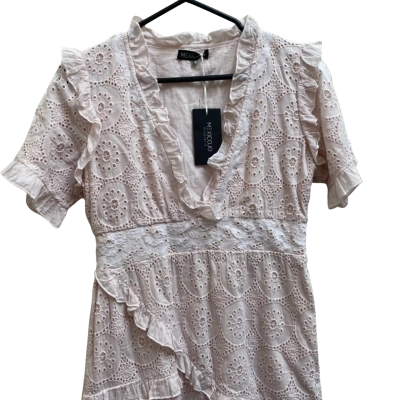  Womens  Size M Floral Dress / Midi Dress / Short Sleeve Dress  Beige / Cream 