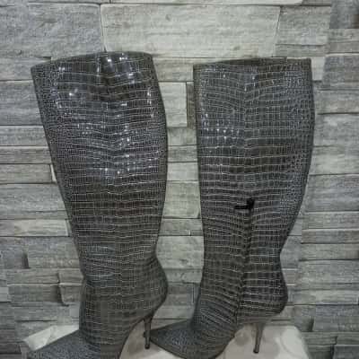 Casadei Women's  Size 7 Boots / Heels Grey 