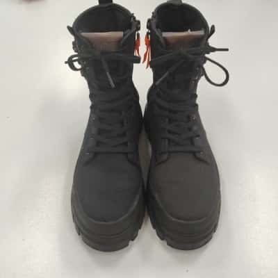 Palladium Womens Size 7 Black Boots
