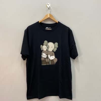 Uniqlo Mens  Size L Short Sleeve T-shirt Black  