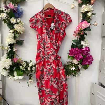 David Lawrence Womens  Size 14 Floral Red wrap dress