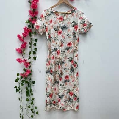 W. Lane Womens Short Sleeve Floral Dress Size 10 Beige / Floral 