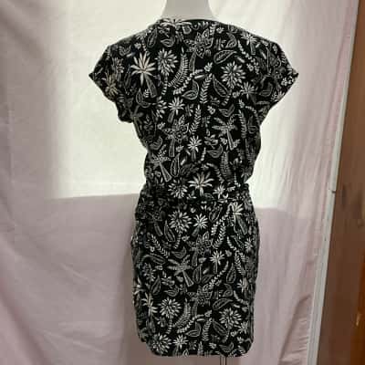 Seafolly Womens  Size M Wrap Dress Black  / Floral / White 