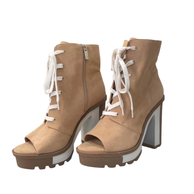 Womens jessica Simpson  Size 8.5 Boots / Platforms Brown / White 