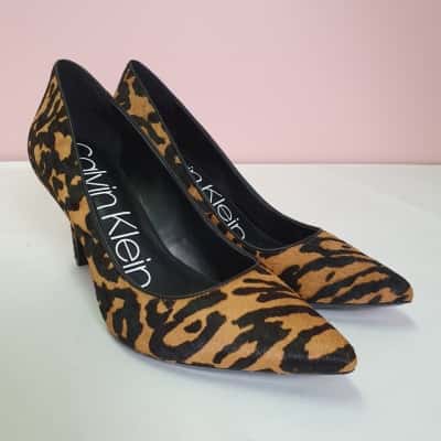 Calvin Klein Women's Size 7M Leather Animal Print Fur Gaylely Shoe