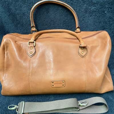 Pierre Cardin Smooth Leather Overnight Bag – Cognac