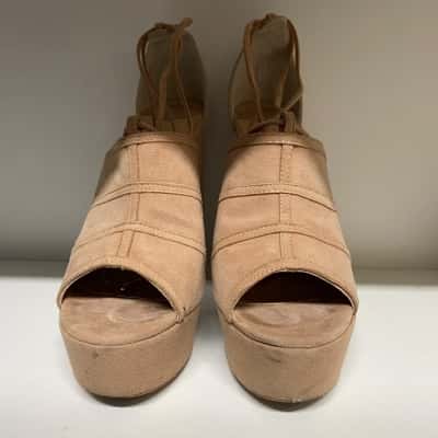 Tony Bianco Womens  Size 8 Heels Nude 