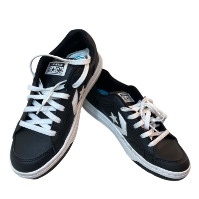 Converse Womens  Size 8 Black And White 