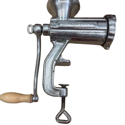Victoria Cast Iron Manual Meat Mincer Porkert