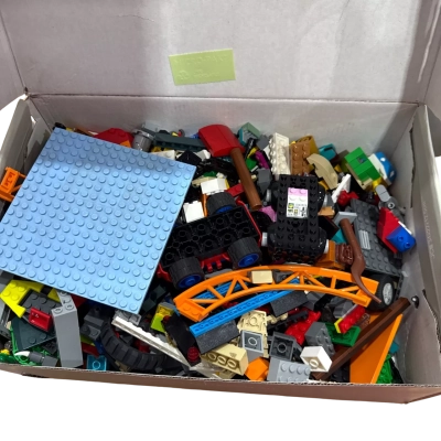 2 Kilo Lego Tub 