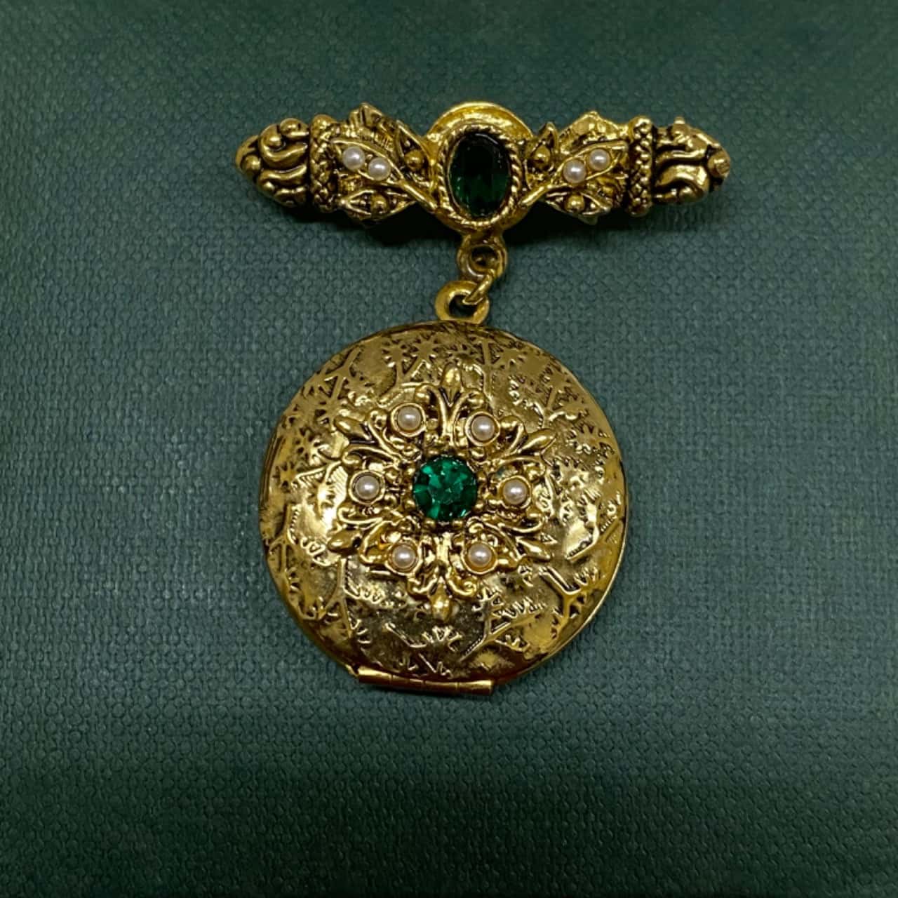 Barquette Brooch Pin main image 1
