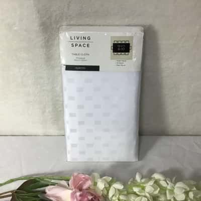 Living Space Hunter White Self Pattern Rectangular Tablecloth (new)