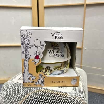Brand New DISNEY WINNIE THE POOH Tea For One / Tea Pot and Cup Set