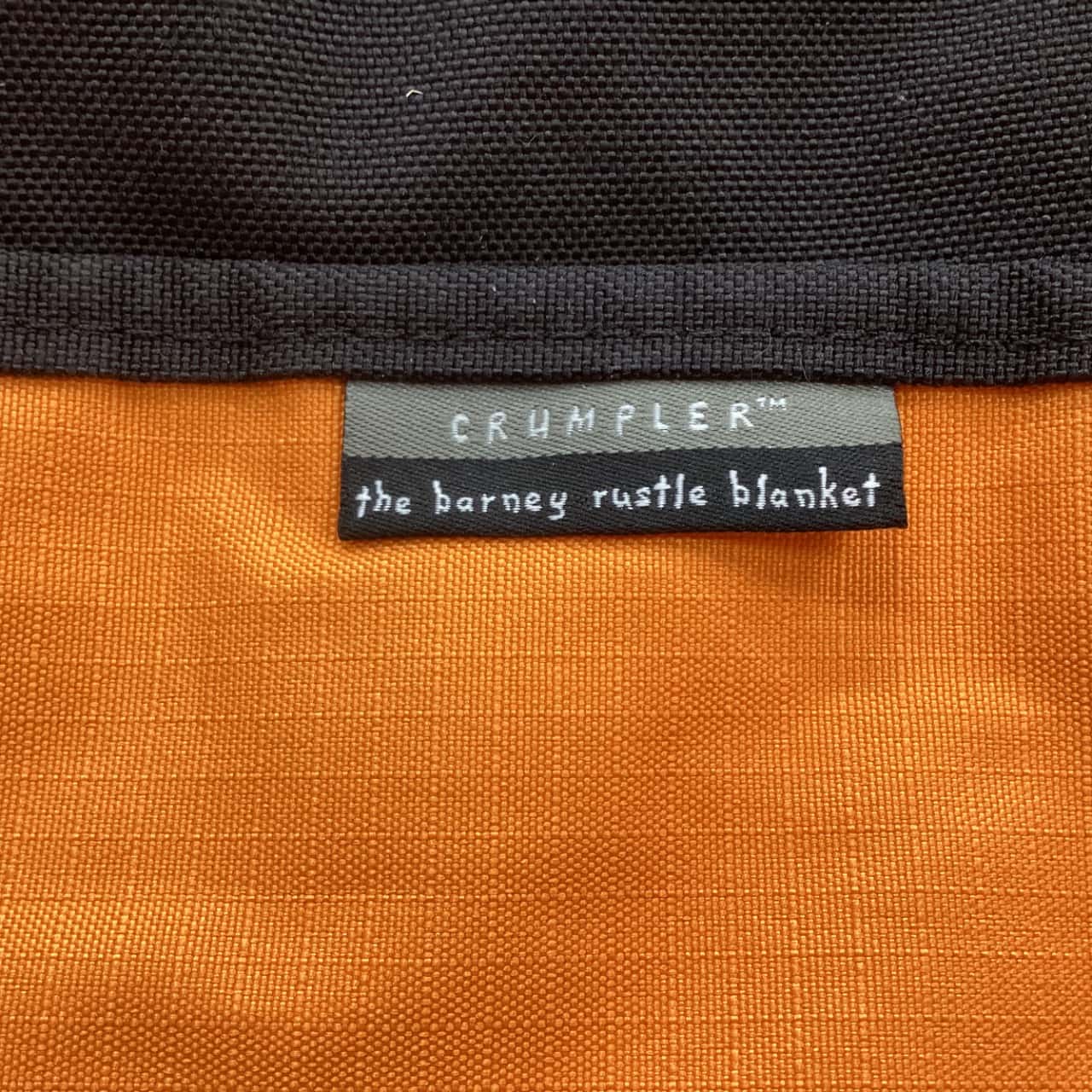 Crumpler Unisex Barney Rustle Blanket Messenger Bag Black / Brown 