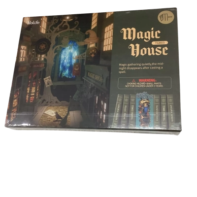 Rolife  "Magic House" Light Up Book Nook Assembly Required TGB03     (TS)