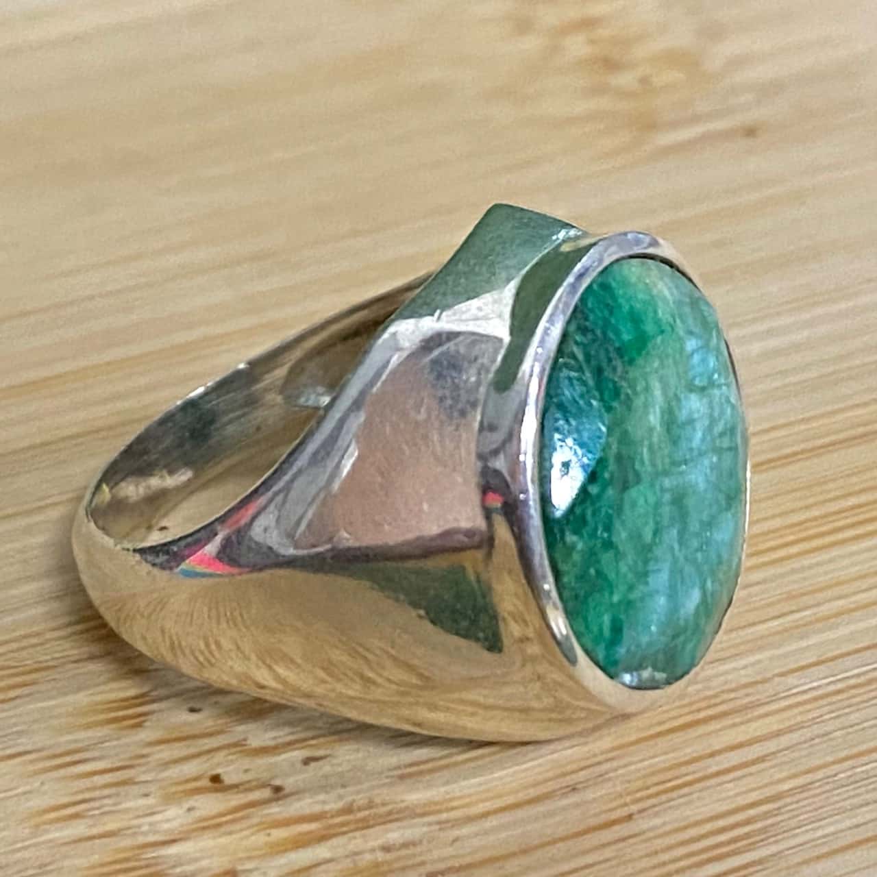 Sterling Silver Green Stone Ring (Stamped 925)(s) - Used Very Good ...