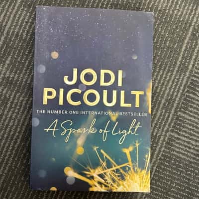 A Spark of light, Jodi Picoult 