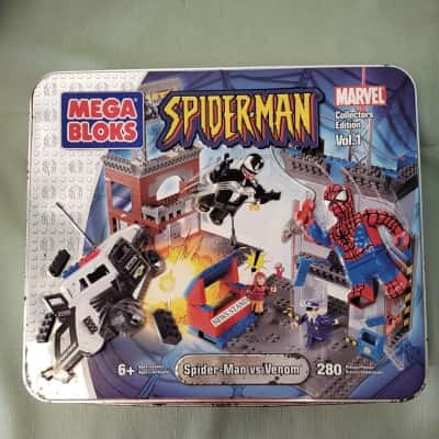 Mega Bloks Marvel Collector's Edition Vol. 1: Spider-Man vs Venom (Set #1931) – Rare Embossed Ti