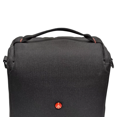Manfrotto Camera Bag with shoulder strap