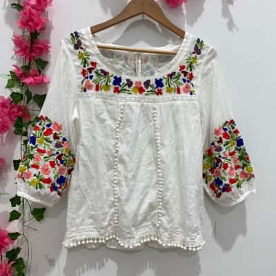 Geisha Girl Womens 3/4 Sleeve Embroidered Top Size L White 