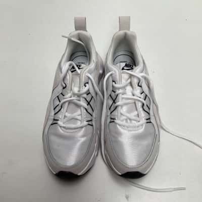 Nike Womens RYZ365 2 Sneakers Size 7 Black  / White 