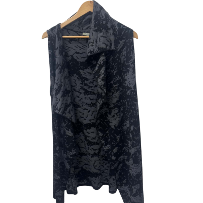 Yarra Trail Womens  Size M Sleeveless Longline Cardigan Black  / Grey 