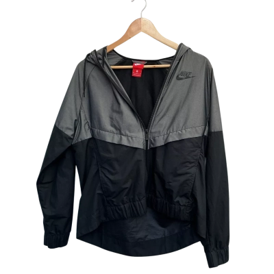 Nike Mens  Size M Black  / Grey zip up windbreaker 