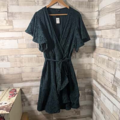 City Chic Womens  Size 20 Midi Dress Green 