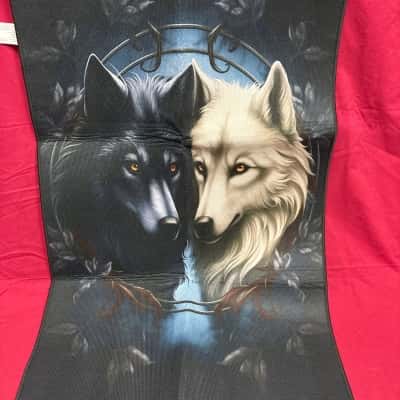 Artistic Print of a Black Wolf & White Wolf Facing Each Other 60cm x 90cm Rug