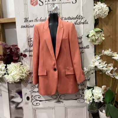 ZARA WOMAN BRAND! Womens  Size M Peach! STUNNING BLAZER WITH BUTTON DETAIL! PERFECT FOR ANY OCCASION! 