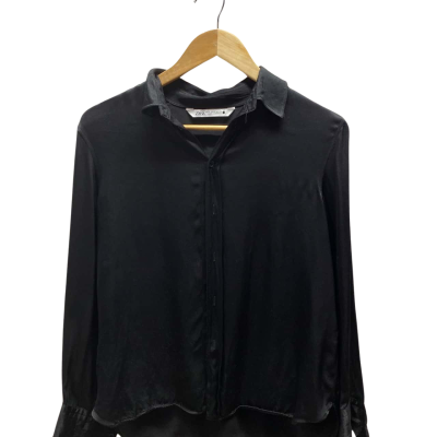 Zara Womens  Size M Black Shirt