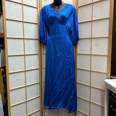 New With Tags MIA THE LABEL  Women's  Size 14 Lorde Satin Maxi Dress / 3/4 Short Sleeve Dress  Blue  RRP: $119.99 On Sale Price: $79.99
