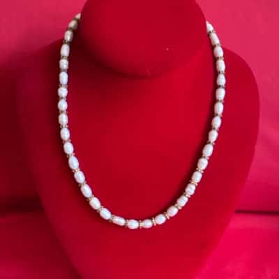  Women’s Fresh Water Pearl Necklace 