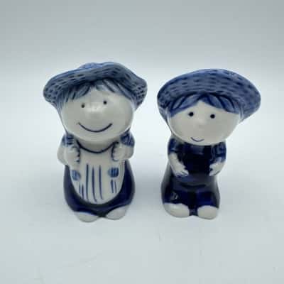 Cute Delft Blue Salt & Pepper Shakers