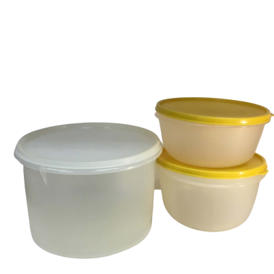 Round Tupperware Containers Approx 22.5. X 16cm & 19 x 10cm