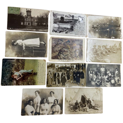 Vintage Postcards - Photos/Souvenir