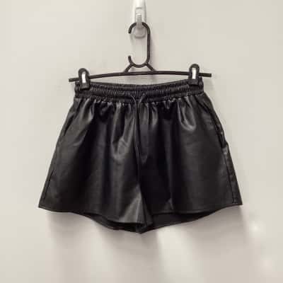  Womens  Size M / S Black  leatherette style shorts 