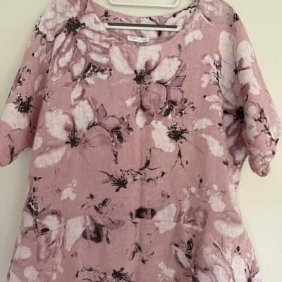 Made in Italy.  Pink Floral Tulip Style Dress.  One Size 