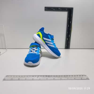 Adidas Kids Size 10 Runners Falcon size 10US Kids AS new 